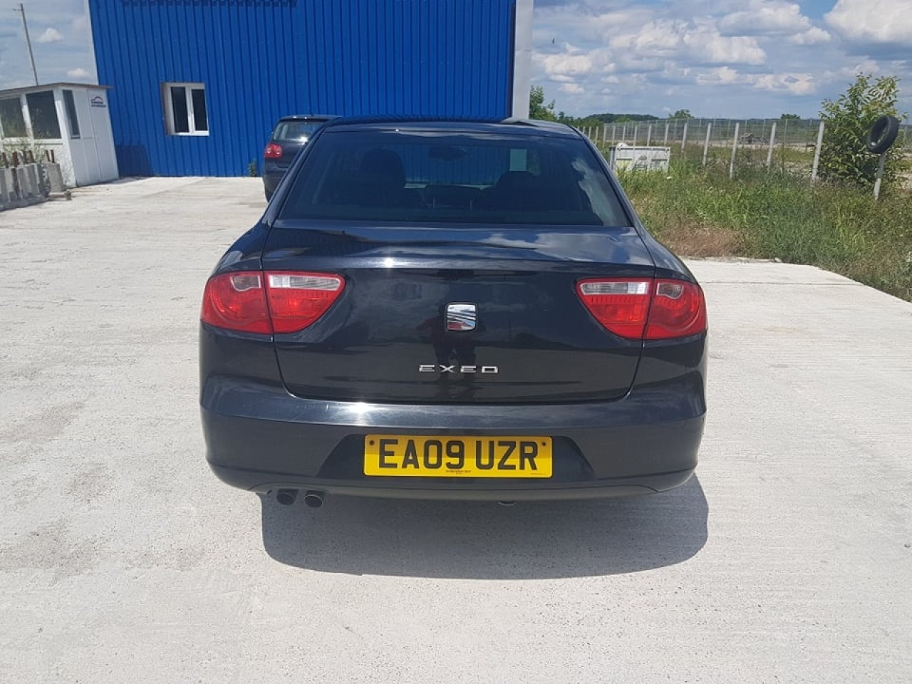 Bara spate completa cu senzori parcare culoare negru cod lc9z seat exeo