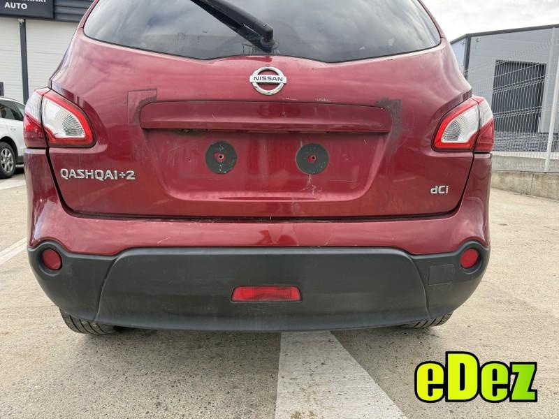 Bara spate completa culoare rosie - naj Nissan Qashqai plus 2 facelift (2010-2014)