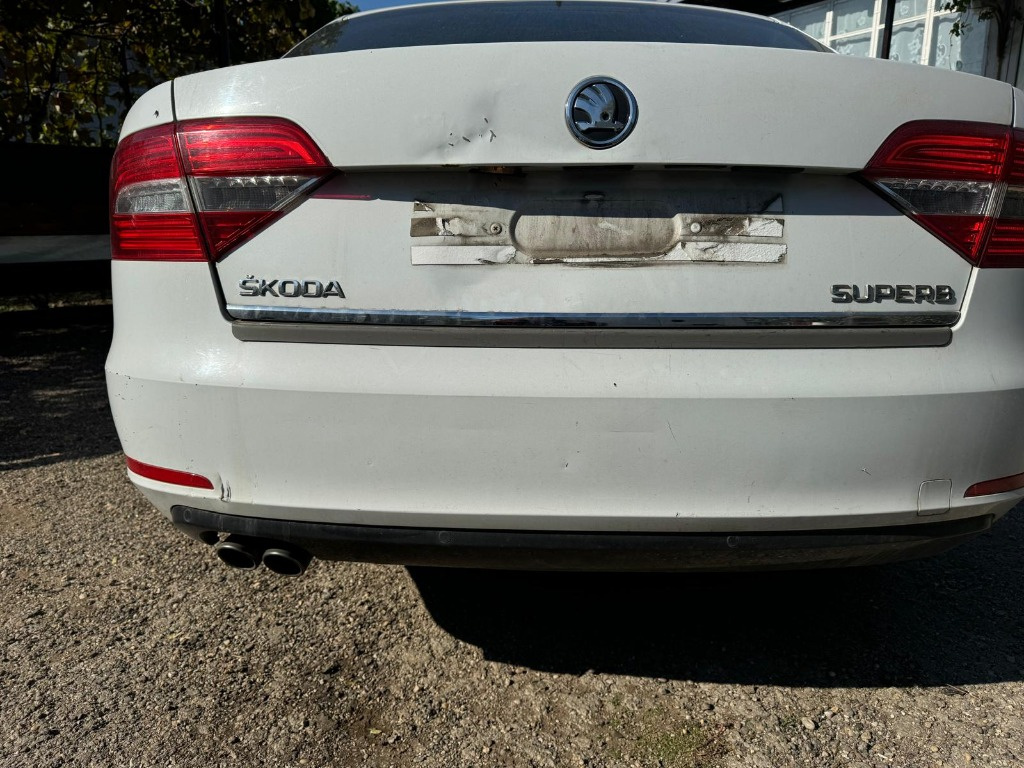 Bara spate cu defect Skoda Superb 2 Facelift (3T4) 2.0 TDI DSG tip motor CFF