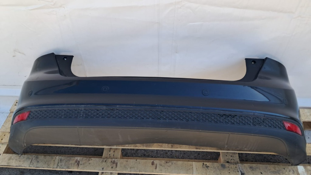 Bara spate cu locas pentru senzori Ford Focus 3 an 2012 hatchback
