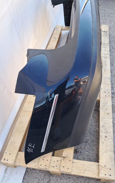 Bara spate cu mic defect Volkswagen VW Passat B6 [2005 - 2010] wagon 5-usi 2.0 TDI MT (140 hp)