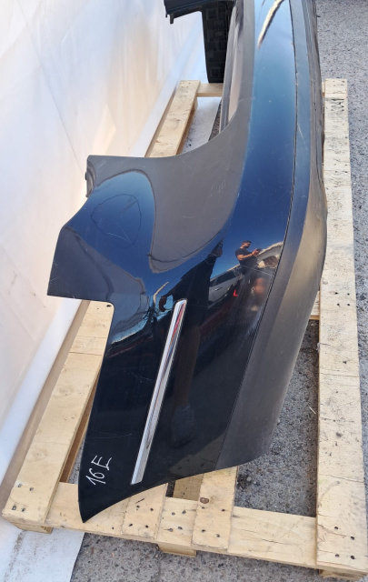 Bara spate cu mic defect Volkswagen VW Passat B6 [2005 - 2010] wagon 5-usi 2.0 TDI MT (140 hp)