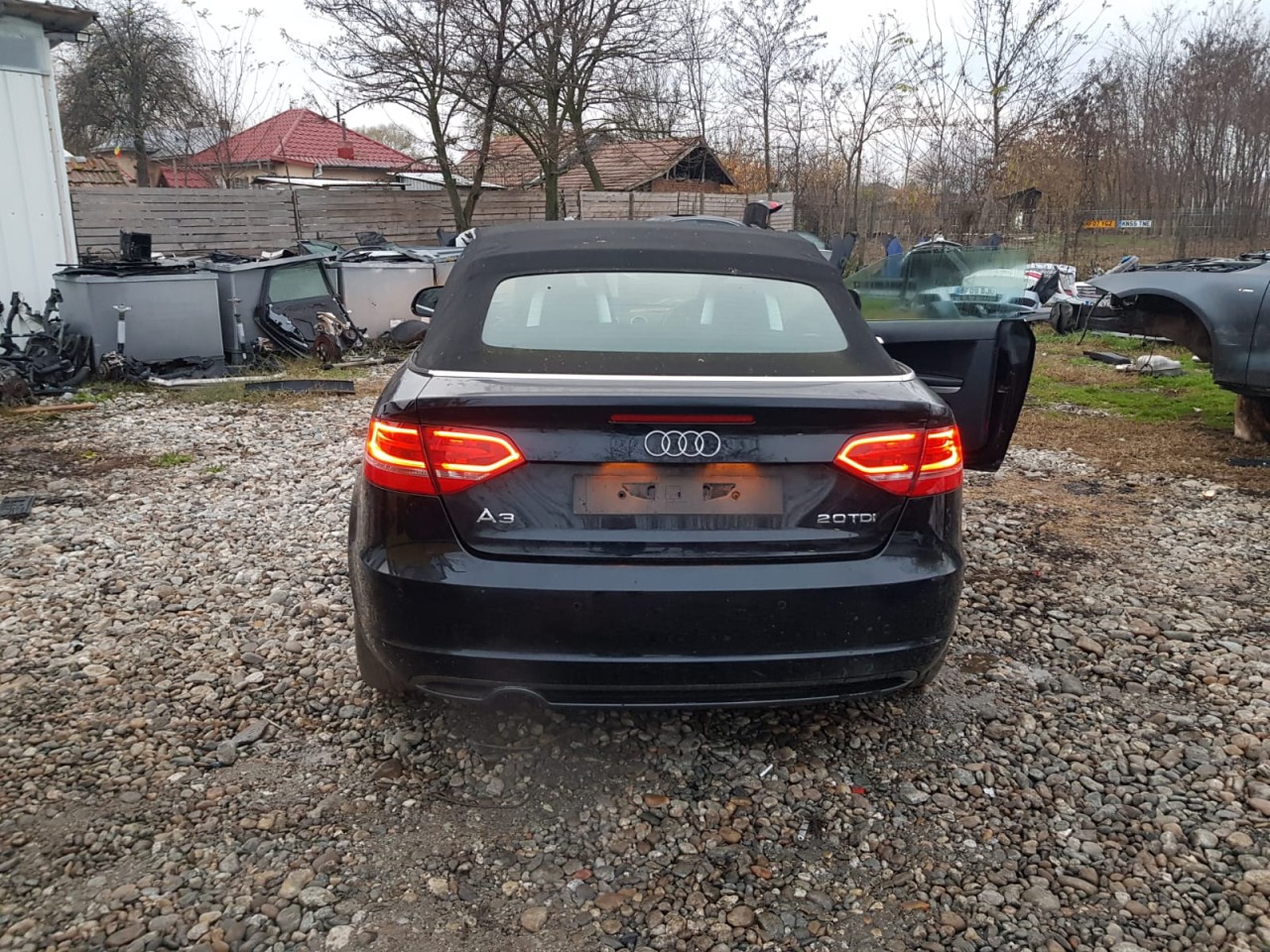 Bara spate cu senzori Audi A3 8P7 Cabriole