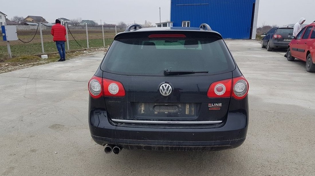 Bara spate cu senzori parcare culoare neagra cod lx9x vw passat b6 variant