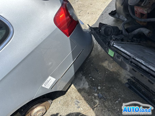 Bara Spate Cu Senzori Parcare si Crom Volkswagen PASSAT Variant 3C5 2005