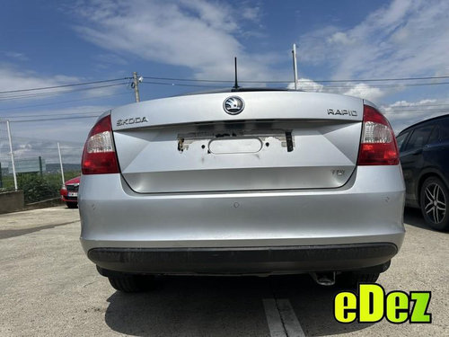 Bara spate culoare argintiu - la7w Skoda Rapid (2012-2017)
