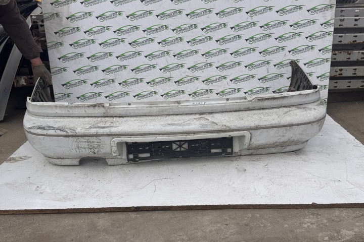 Bara spate Daewoo Cielo [1994 - 2002] Sedan 4-usi 1.5 i MT (75 hp)