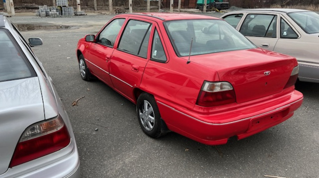 Bara spate Daewoo Cielo 1995 BERLINA 1.5 BENZINA