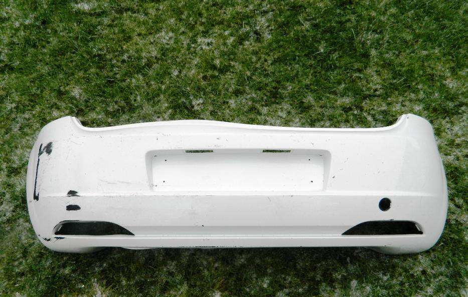 Bara spate Fiat Grande Punto Cod 735379735