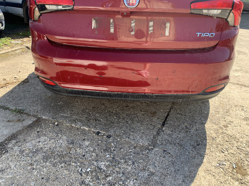 Bara spate Fiat Tipo 1.4 Benzina 2017, MODEL CU SENZORI