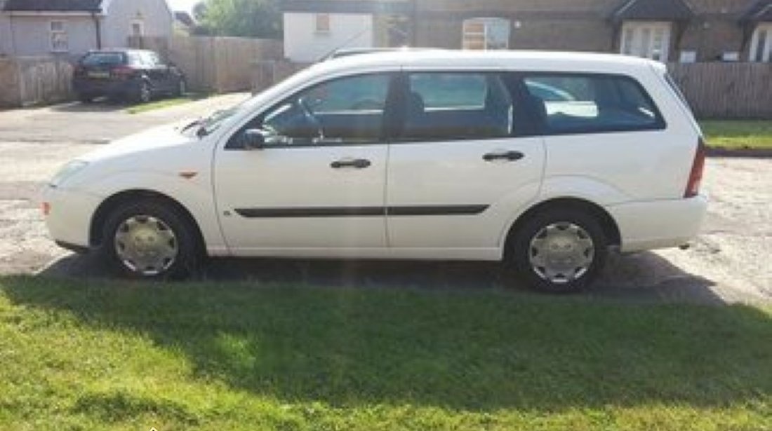 Bara spate Ford Focus an 2000