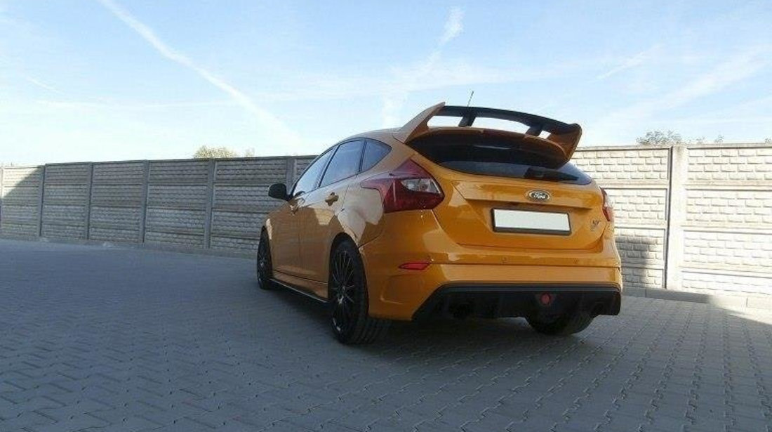 Bara Spate FORD FOCUS MK3 PREFACE (FOCUS RS 2015 LOOK) FO-FO-3-RS-R1FP