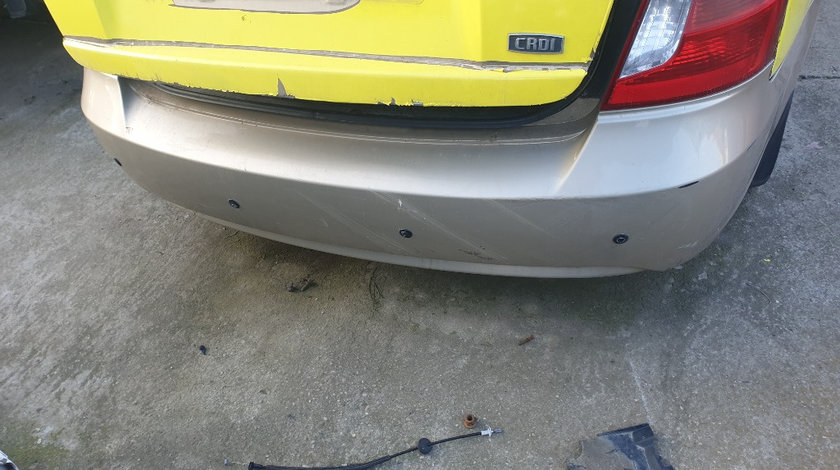 Bara spate Hyundai Accent 2007 Limuzină 1.5 CRDI