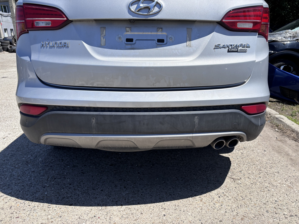 Bara spate Hyundai Santa Fe 2.2 Motorina 2016, MODEL CU SENZORI
