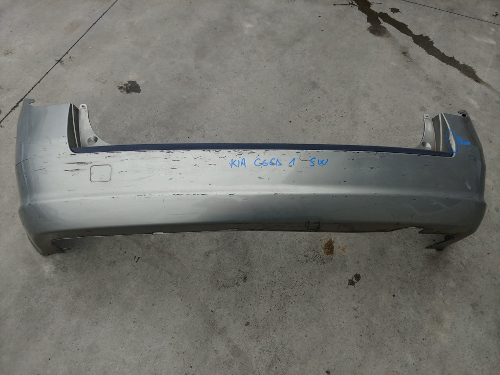 Bara spate kia ceed 1sw combi 86610-1h100