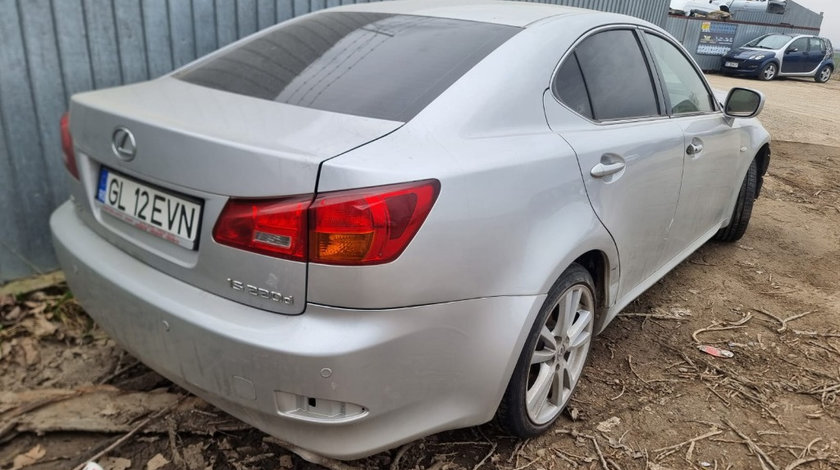 Bara spate Lexus IS 2008 berlina 2.2 d 2AD-FHV