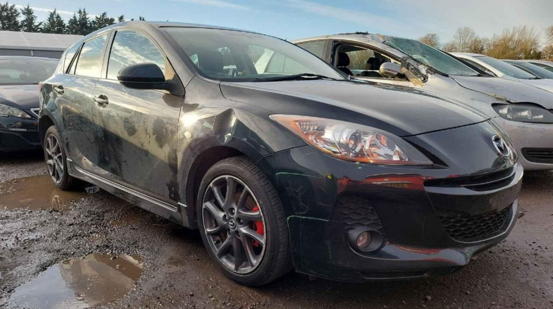 Bara spate Mazda 3 2013 HATCHBACK 1.6 D