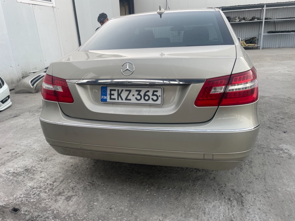 Bara spate Mercedes e class w212