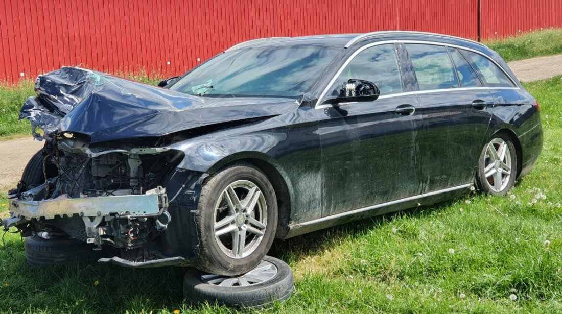 Bara spate Mercedes E-Class W213 2017 combi 2.0 d om654