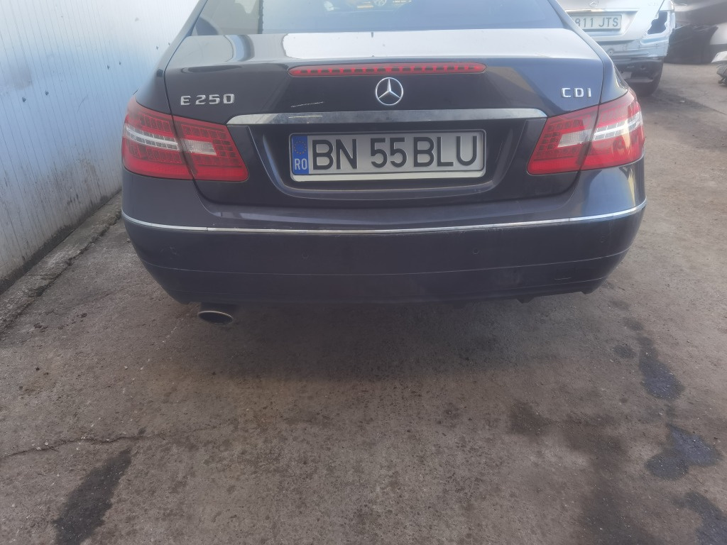 Bara spate mercedes E220 cdi w207 coupe