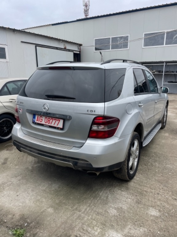 BARA SPATE MERCEDES ML W164 COMPLETA