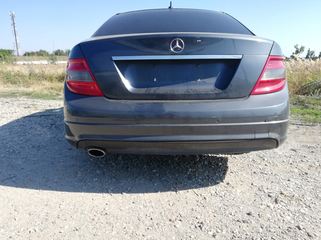BARA SPATE MERCEDES W204 C-CLASS 2010 AMG
