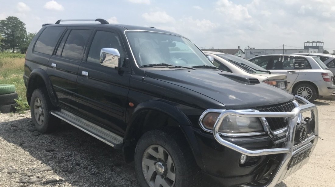 Bara spate Mitsubishi Pajero 2004 suv 2.5