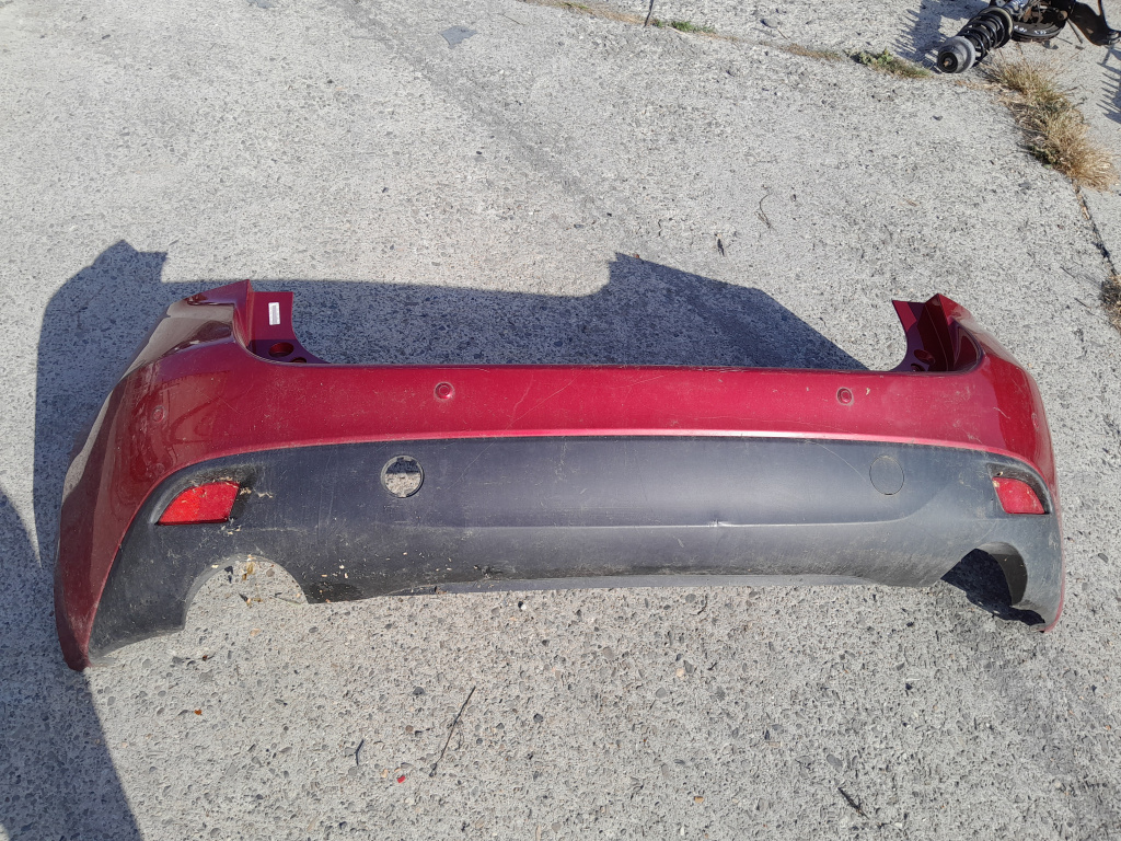 Bara spate Nissan Juke 2011
