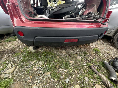 Bara spate Nissan Qashqai 2012