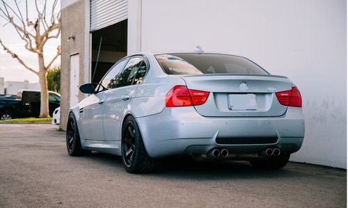 Bara spate noua model M3 BMW Seria 3 E90 2004-2011
