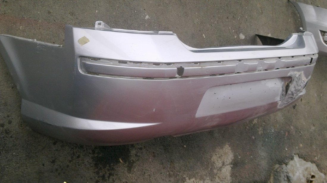 Bara spate peugeot 407