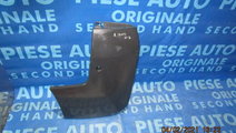 Bara spate Renault Trafic;  7700313231 (colt)