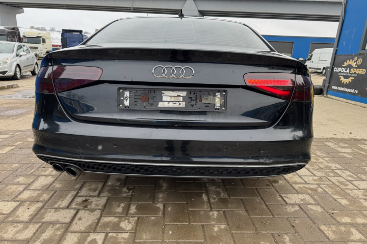 Bara spate S-Line Audi A4 B8/8K [facelift] [2011 - 2016]