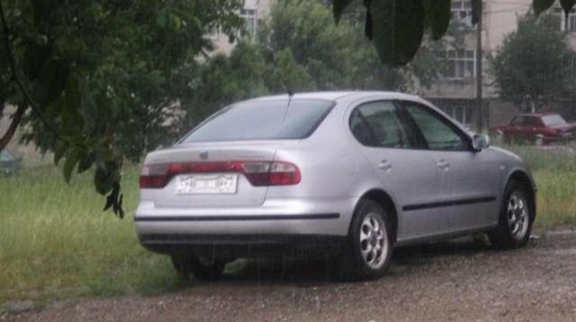 Bara Spate Seat Toledo Din 2001