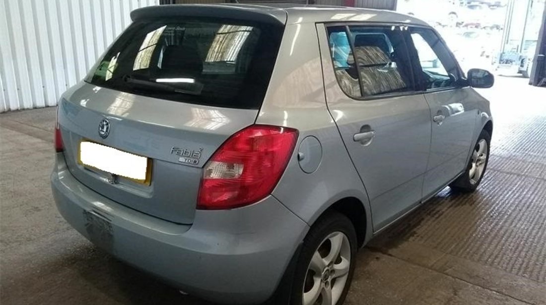 Bara spate Skoda Fabia II 2010 Hatchback 1.4 TDi