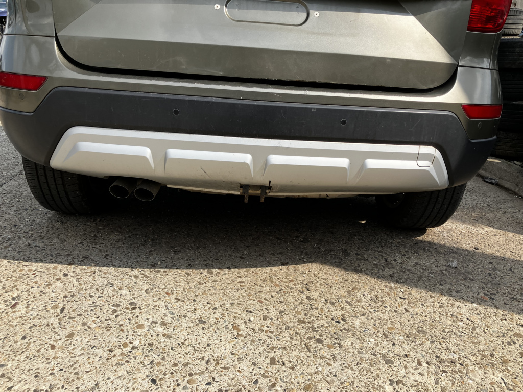 Bara spate Skoda Yeti 2.0 Motorina 2015, Facelift- / MODEL CU SENZORI