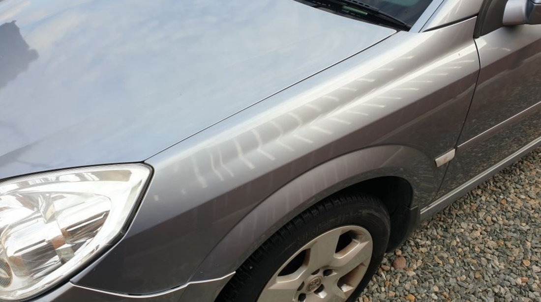 Bara spate spoiler Opel Vectra C z163 hatchback dezmembrez