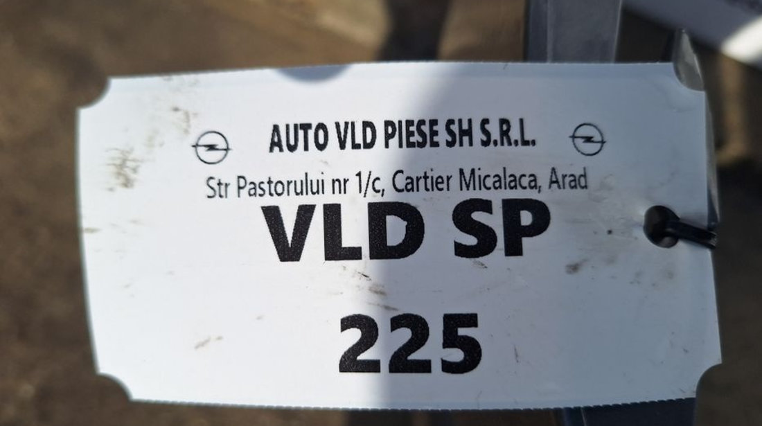 Bara spate spoiler Opel Zafira B VLD SP 225
