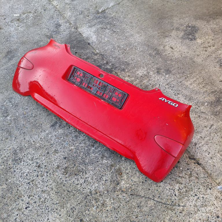 Bara Spate Toyota Aygo 2005 > Rosu Hatchback 521590H030, 0010116003010, 52159-0H030