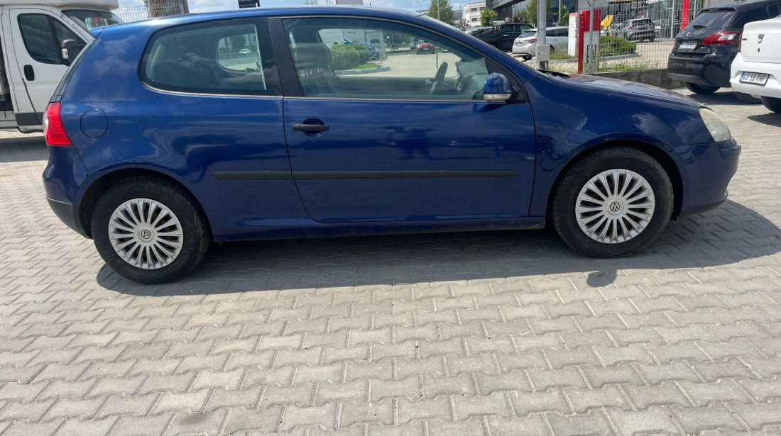 Bara spate Volkswagen Golf 5 2005 HATCHBACK 1.4 i BCA