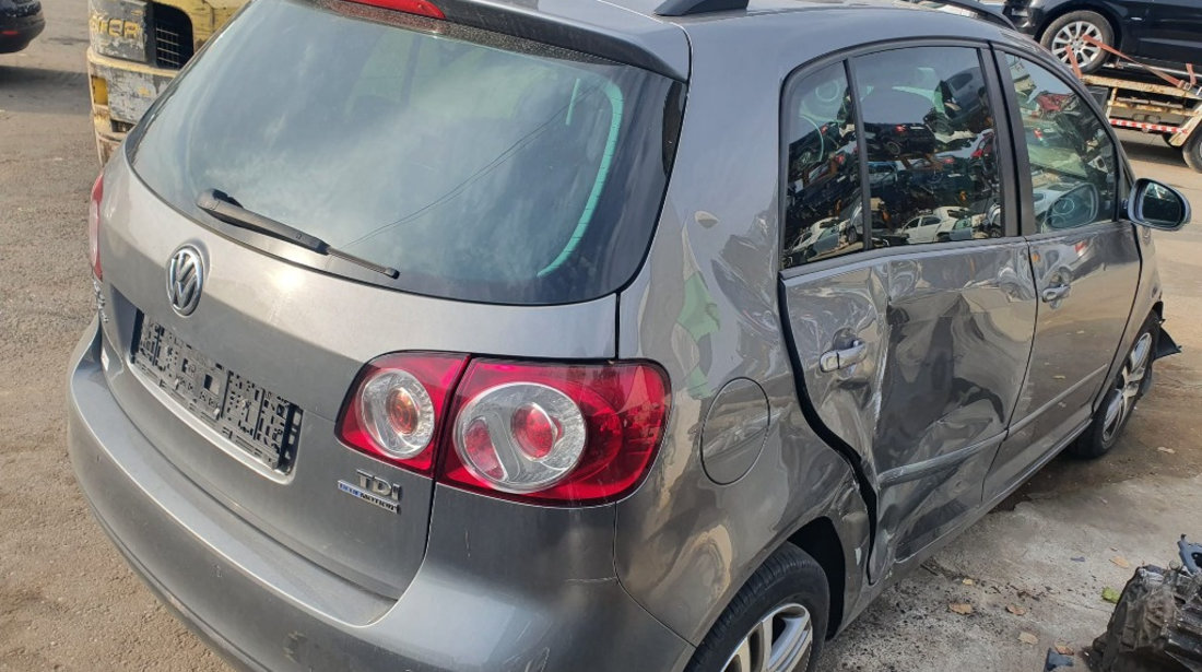 Bara spate Volkswagen Golf 6 Plus 2011 monovolum 1.6 tdi CAY