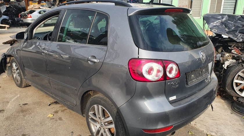 Bara spate Volkswagen Golf 6 Plus 2011 monovolum 1.6 tdi CAY