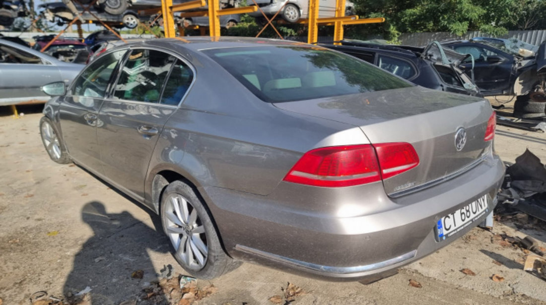 Bara spate Volkswagen Passat B7 2014 sedan/berlina 2.0 diesel