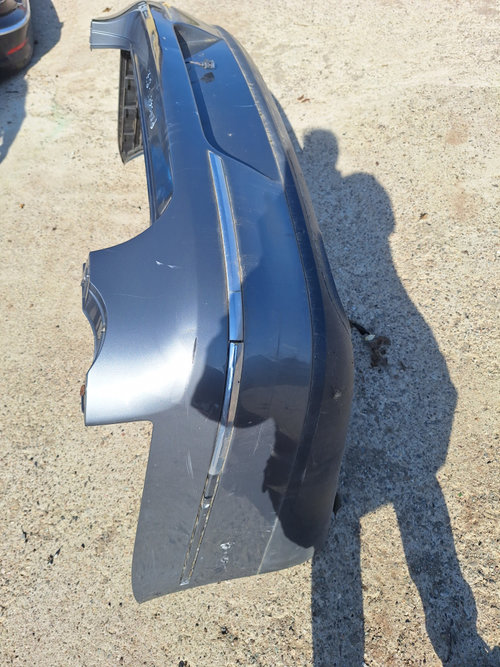 Bara spate Volkswagen Passat B7 Berlina 2012