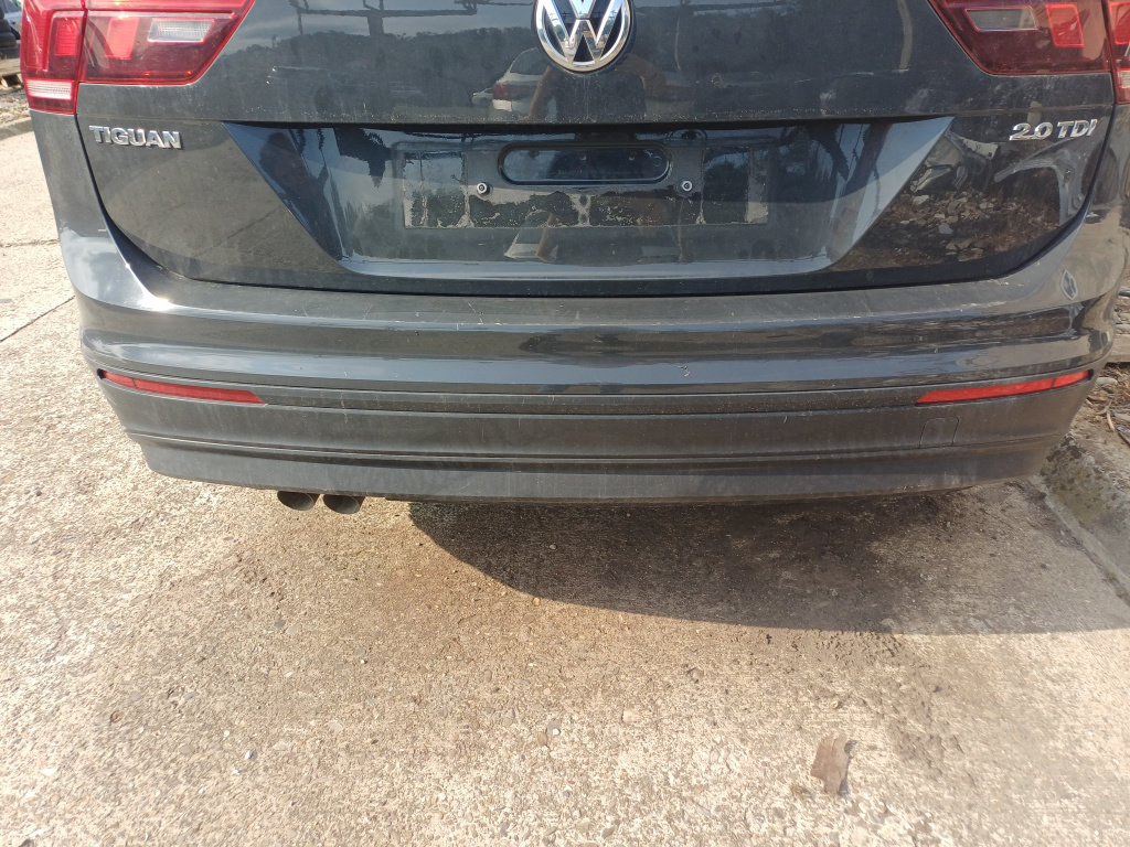 Bara spate Volkswagen Tiguan 2.0 Motorina 2017, MIC DEFECT