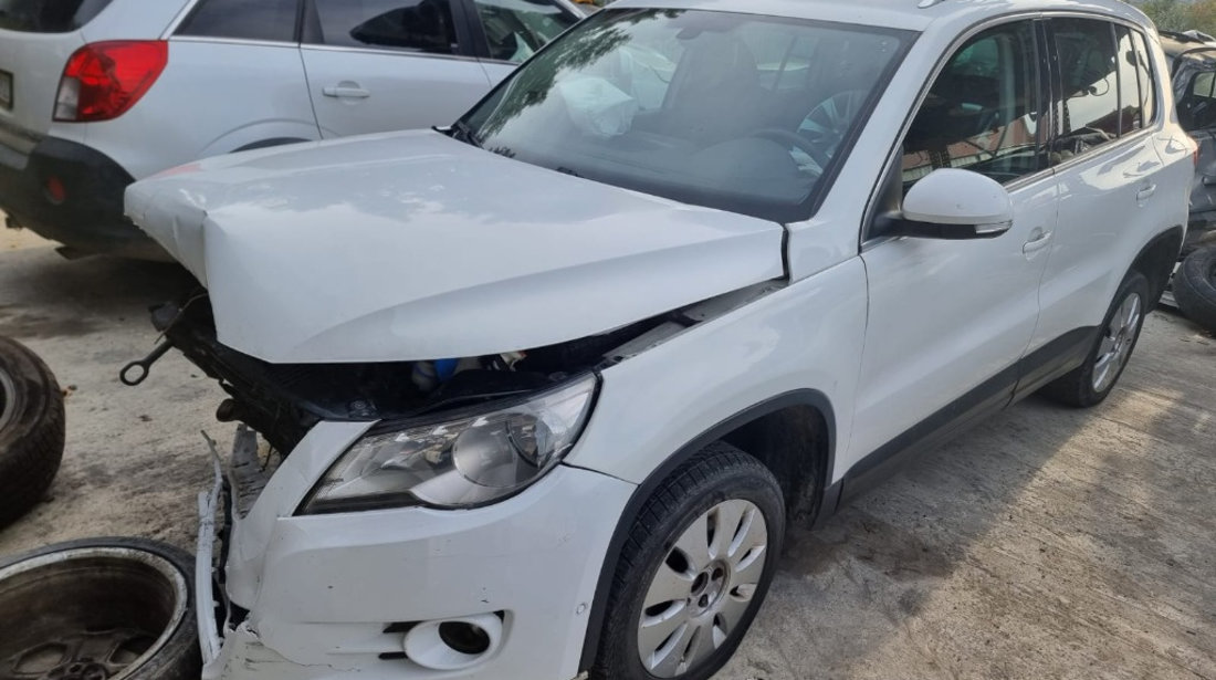 Bara spate Volkswagen Tiguan 2009 4x4 2.0 tdi CBA