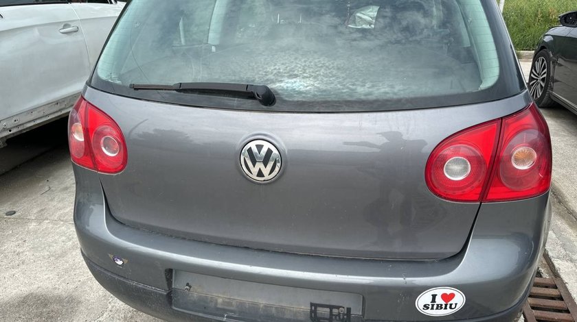 Bara spate VW Golf 5 Coupe 2005