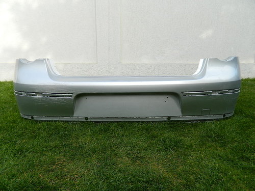 Bara spate VW Passat model 2005-2010 berlina cod 5C5807421