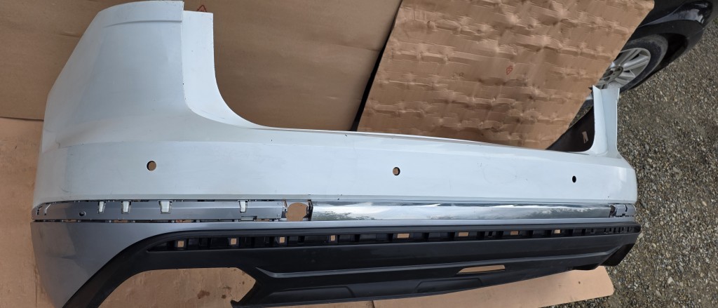 Bara spate Vw Touareg 3 CR 2018 2019 / 2020 / 2021 2022