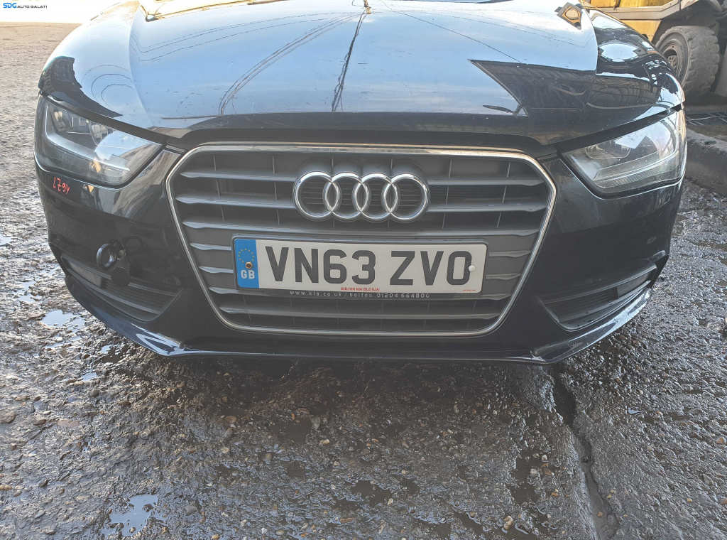 Bara Spoiler Fata Completa cu Grila si Emblema Audi A4 B8 B8.5 FL Facelift 2012 - 2015 Culoare LZ9Y [K3502] [K3503]